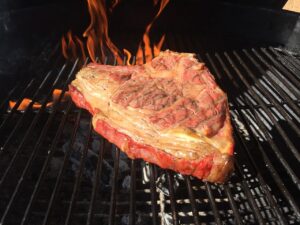steak, embers, bbq-1750222.jpg